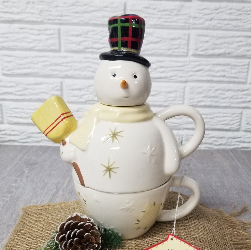 "Tea For One" Snowman (Hallmark)